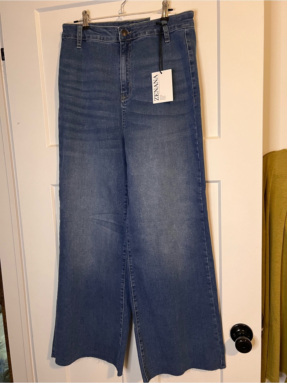 Zenana Outfitters Mid Blue Wide-Leg Jeans